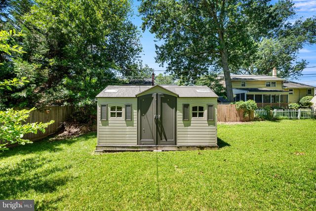 2120 SHIPLEY RD, Wilmington, DE 19803