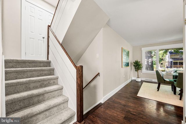2120 SHIPLEY RD, Wilmington, DE 19803