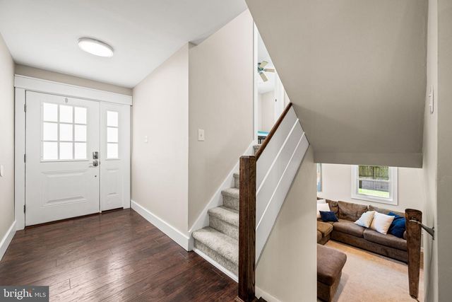 2120 SHIPLEY RD, Wilmington, DE 19803