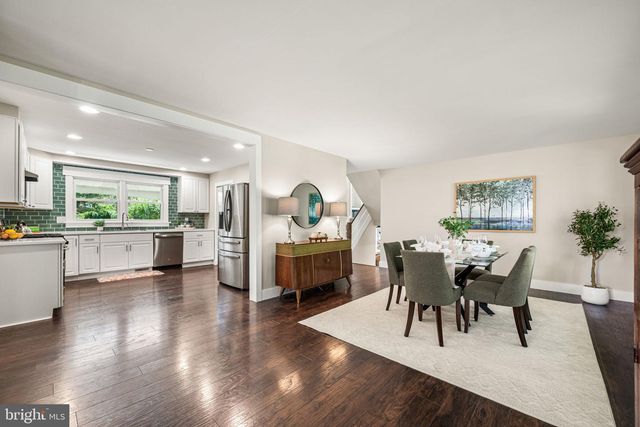 2120 SHIPLEY RD, Wilmington, DE 19803