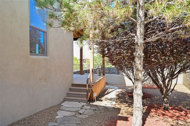52 Centaurus Ranch Road, Santa Fe, NM 87507