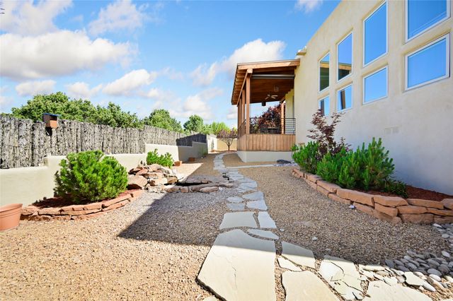 52 Centaurus Ranch Road, Santa Fe, NM 87507