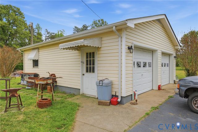 3590 Belle Meade Rd, Bumpass, VA 23024