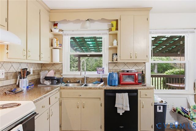 3590 Belle Meade Rd, Bumpass, VA 23024