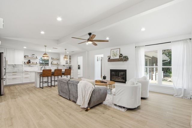 2202 Custer Parkway, Richardson, TX 75080