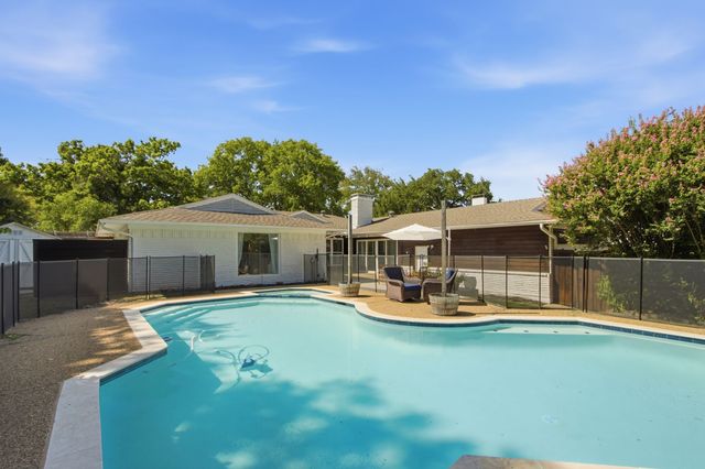 2202 Custer Parkway, Richardson, TX 75080