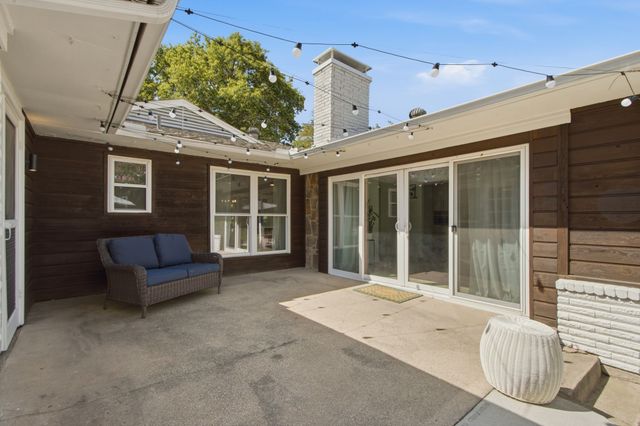 2202 Custer Parkway, Richardson, TX 75080