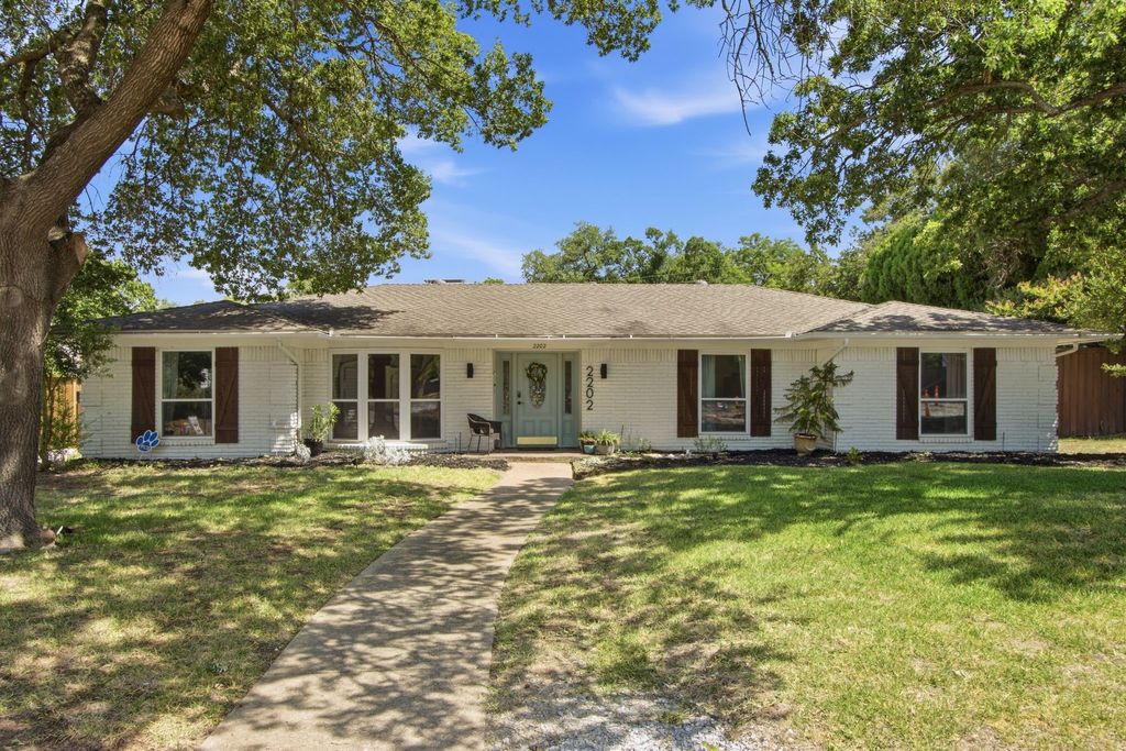 2202 Custer Parkway, Richardson, TX 75080