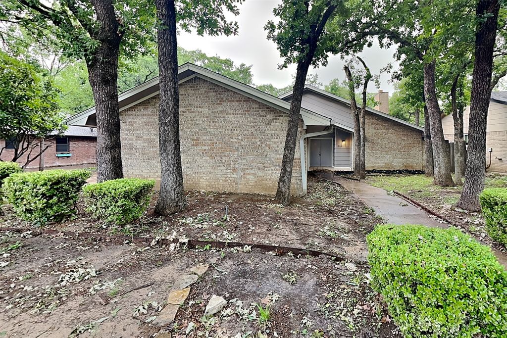 5110 River Ridge Road, Arlington, TX 76017