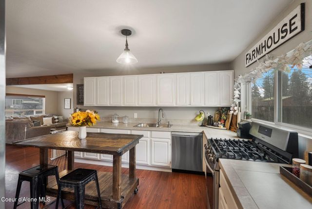 1215 Church St, Sandpoint, ID 83864