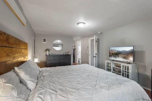 1215 Church St, Sandpoint, ID 83864