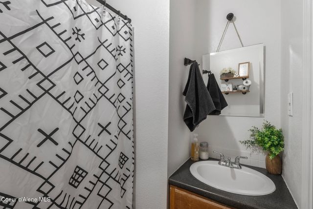 1215 Church St, Sandpoint, ID 83864