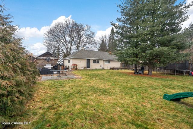 1215 Church St, Sandpoint, ID 83864