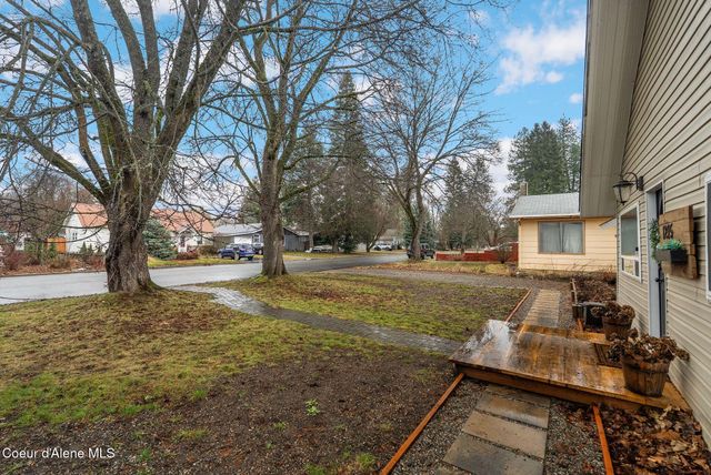 1215 Church St, Sandpoint, ID 83864