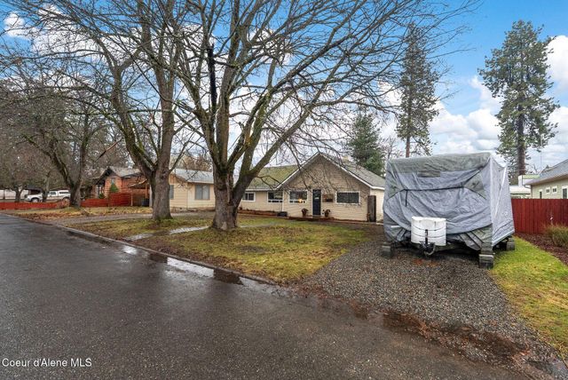 1215 Church St, Sandpoint, ID 83864