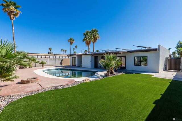 2712 S Mary Ave, Yuma, AZ 85365