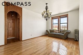 421 Crown St Apt 16R, New York City, NY 11225