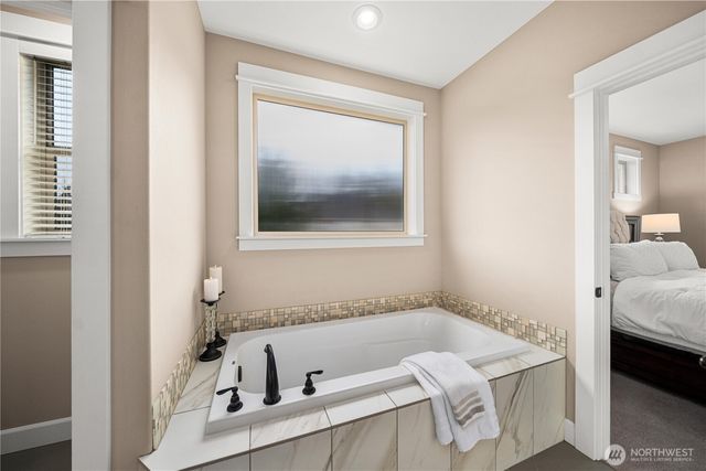 33422 220th Place SE, Auburn, WA 98092