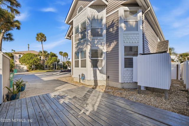 600 1ST Street, Neptune Beach, FL 32266