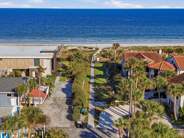 600 1ST Street, Neptune Beach, FL 32266