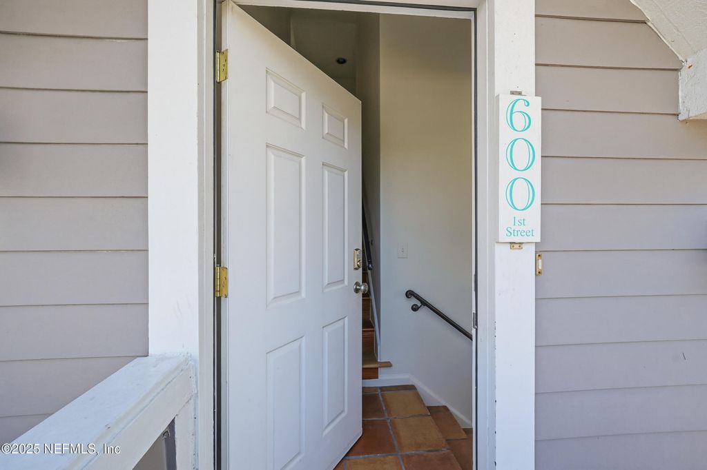 600 1ST Street, Neptune Beach, FL 32266