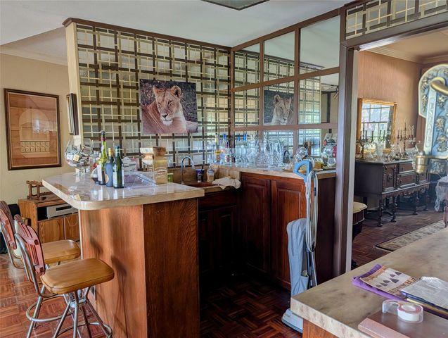 215 N Rivercrest Drive, Fort Worth, TX 76107