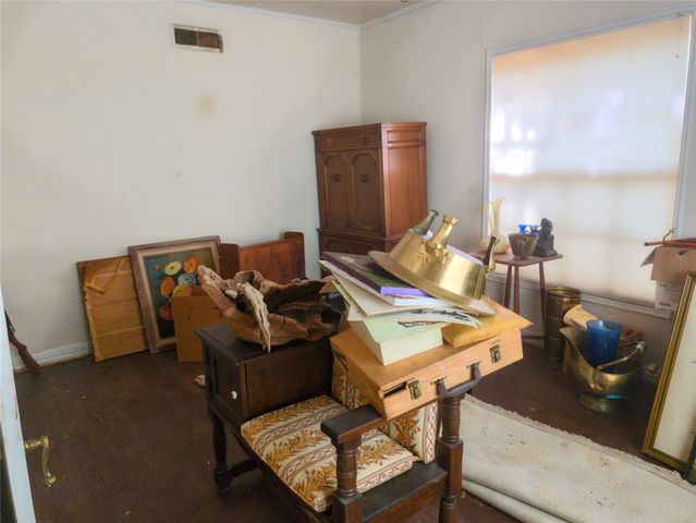 215 N Rivercrest Drive, Fort Worth, TX 76107