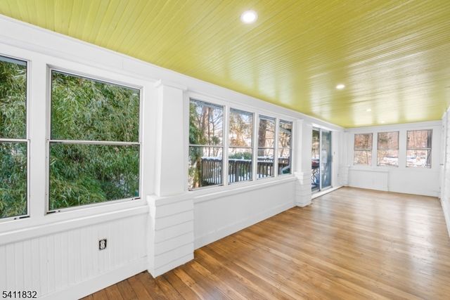 464 Buckhorn Dr, White Twp., NJ 07823