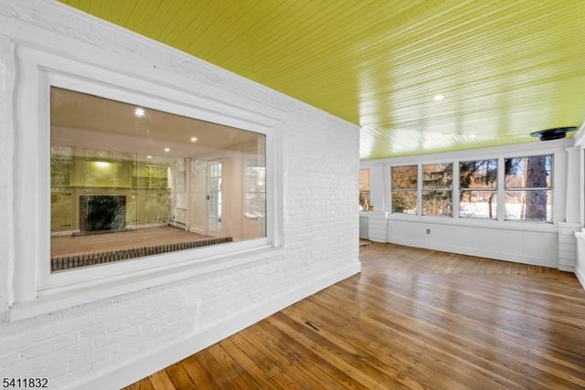 464 Buckhorn Dr, White Twp., NJ 07823