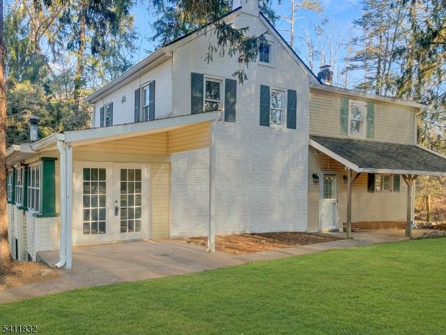 464 Buckhorn Dr, White Twp., NJ 07823