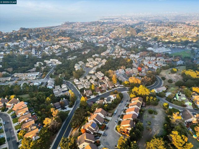 1310 Lewis Ln, Pinole, CA 94564