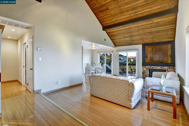 1310 Lewis Ln, Pinole, CA 94564