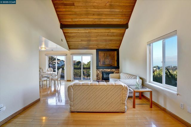 1310 Lewis Ln, Pinole, CA 94564