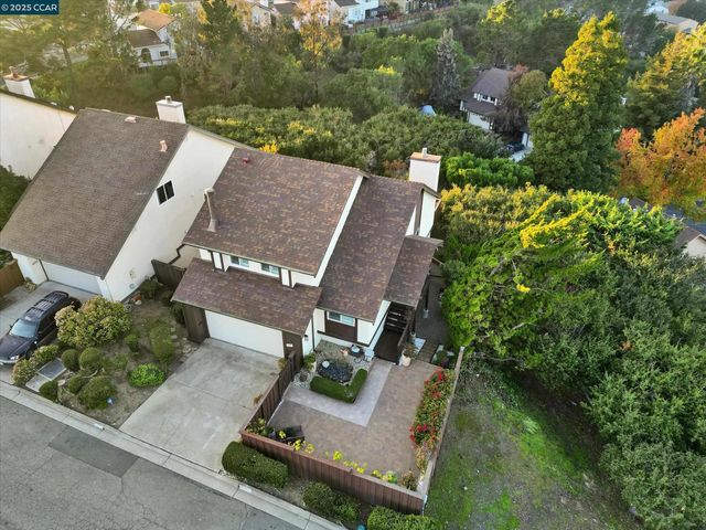 1310 Lewis Ln, Pinole, CA 94564