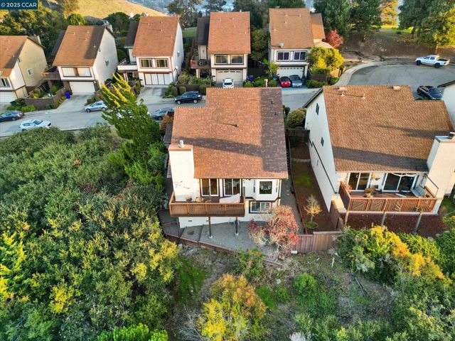 1310 Lewis Ln, Pinole, CA 94564
