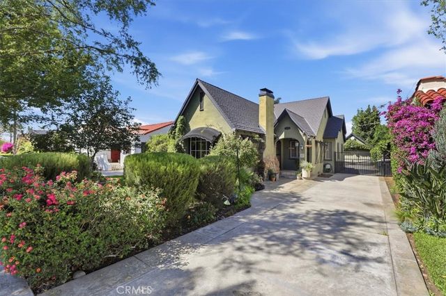 4593 Merrill, Riverside, CA 92506