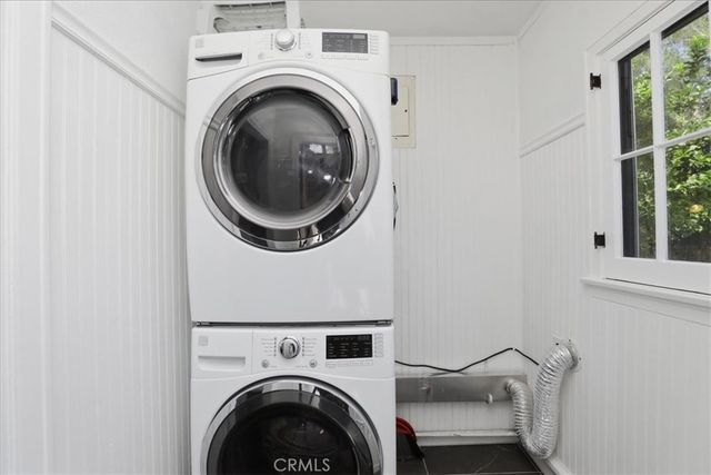 4593 Merrill, Riverside, CA 92506