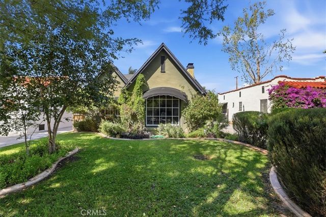 4593 Merrill, Riverside, CA 92506