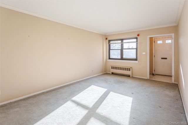 107 15th Street E-1, Garden City, NY 11530