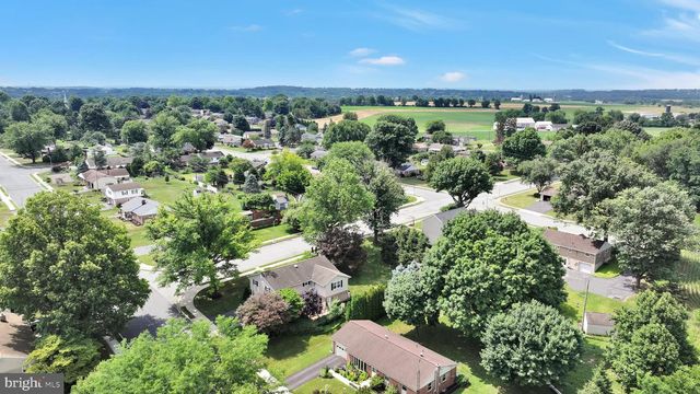 104 JULIA RD, Ephrata, PA 17522