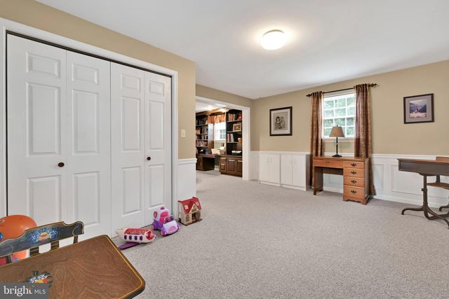 104 JULIA RD, Ephrata, PA 17522