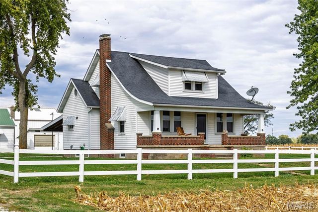 371 Frey Meadows Road, Pocahontas, IL 62275