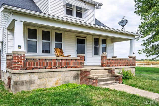 371 Frey Meadows Road, Pocahontas, IL 62275