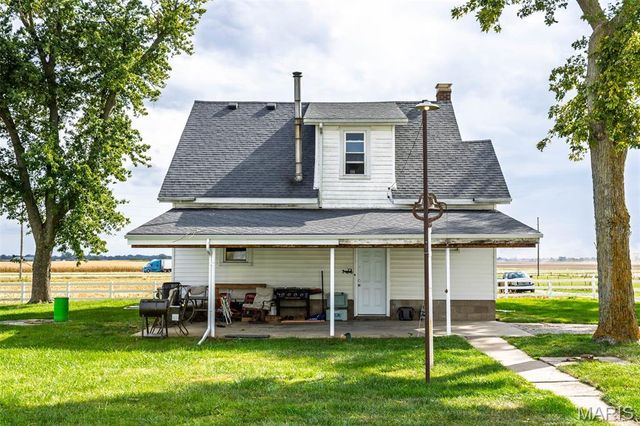 371 Frey Meadows Road, Pocahontas, IL 62275