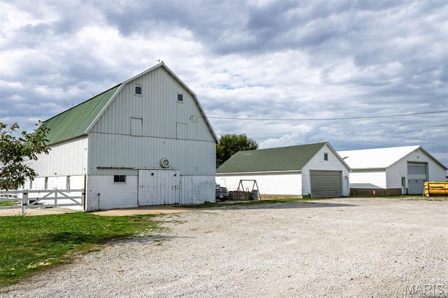 371 Frey Meadows Road, Pocahontas, IL 62275