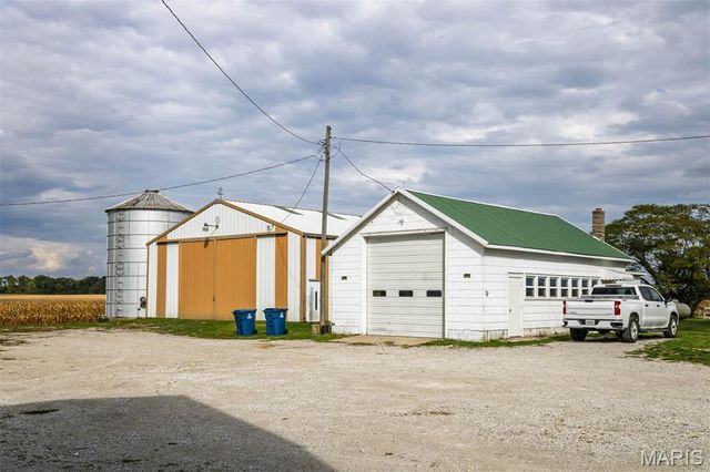 371 Frey Meadows Road, Pocahontas, IL 62275