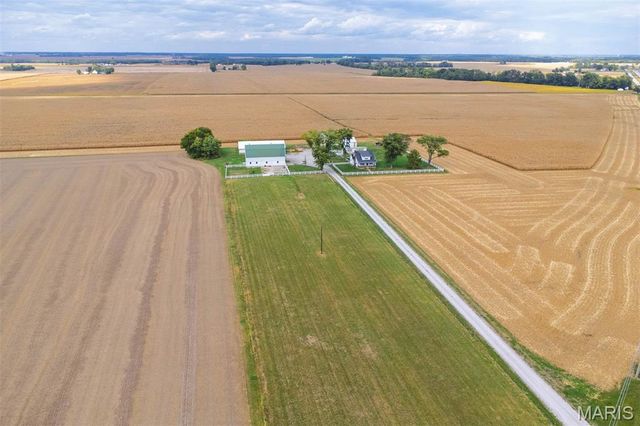 371 Frey Meadows Road, Pocahontas, IL 62275