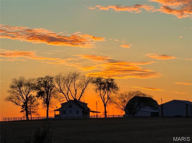 371 Frey Meadows Road, Pocahontas, IL 62275