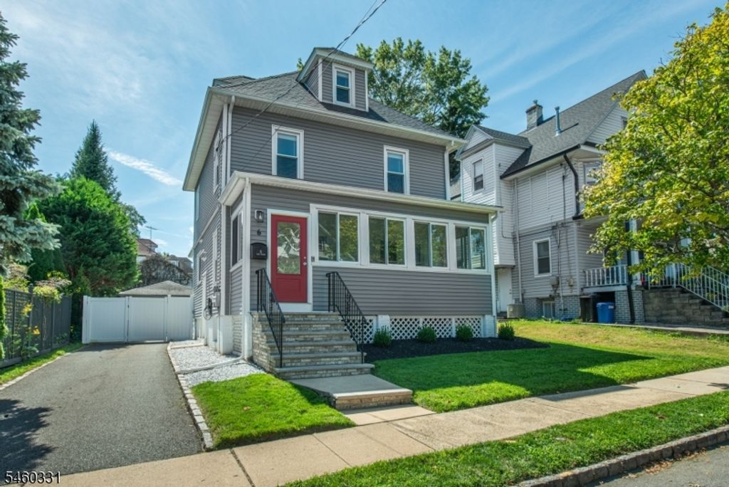 6 John St, Summit City, NJ 07901