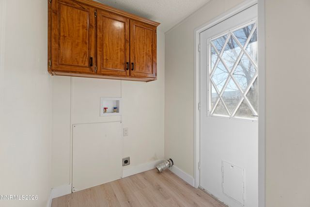 3095 E Antelope Street, Silver Springs, NV 89429